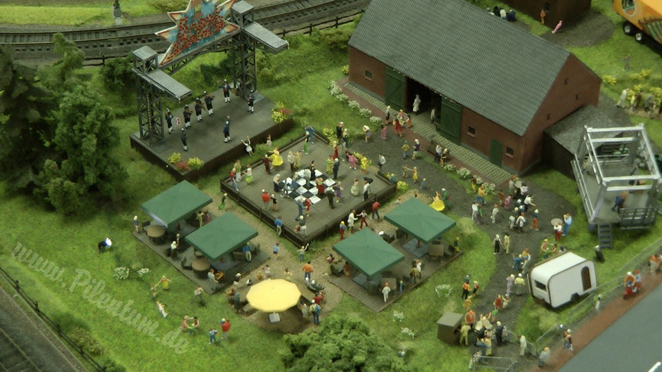 Very Large Model Railroad Exhibit in Northern Germany in HO scale