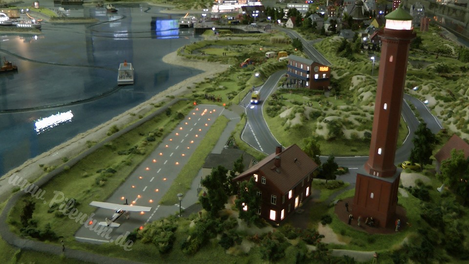 Very Large Model Railroad Exhibit in Northern Germany in HO scale