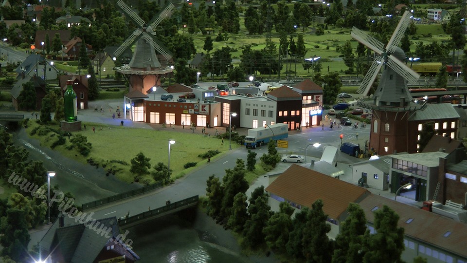 Very Large Model Railroad Exhibit in Northern Germany in HO scale