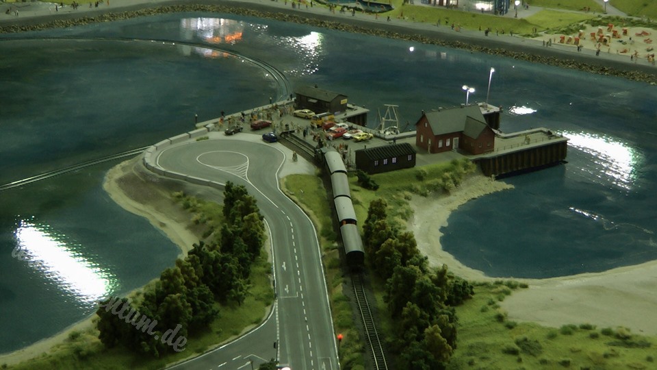 Very Large Model Railroad Exhibit in Northern Germany in HO scale