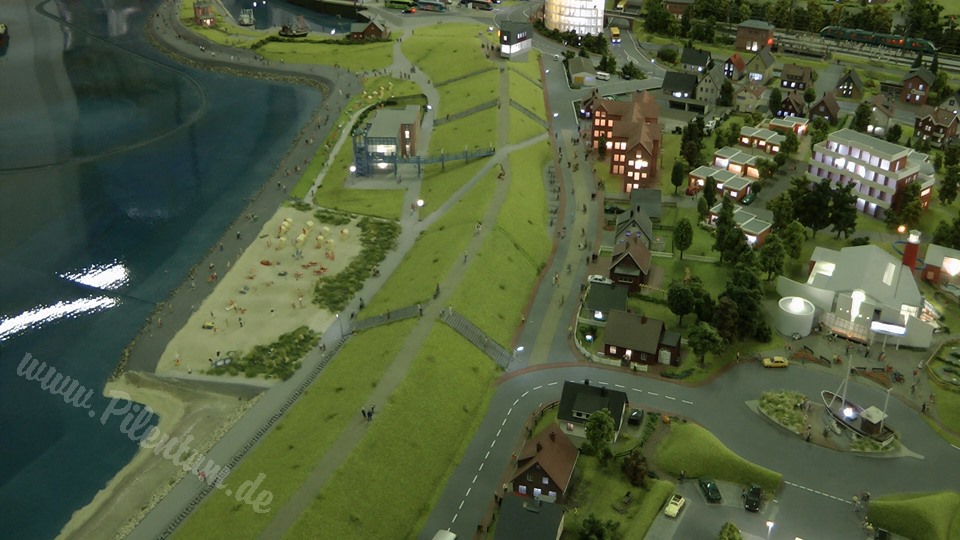 Very Large Model Railroad Exhibit in Northern Germany in HO scale