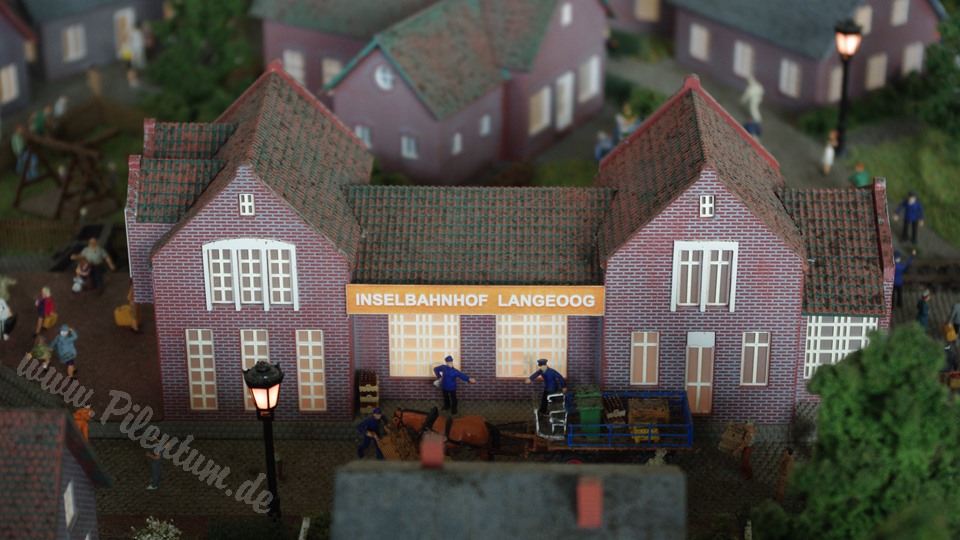 Very Large Model Railroad Exhibit in Northern Germany in HO scale