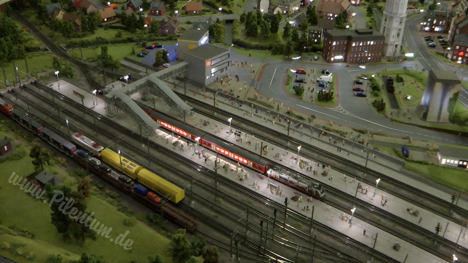 Very Large Model Railroad Exhibit in Northern Germany in HO scale