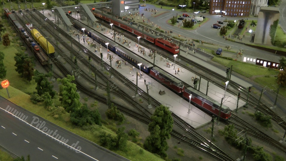 Very Large Model Railroad Exhibit in Northern Germany in HO scale