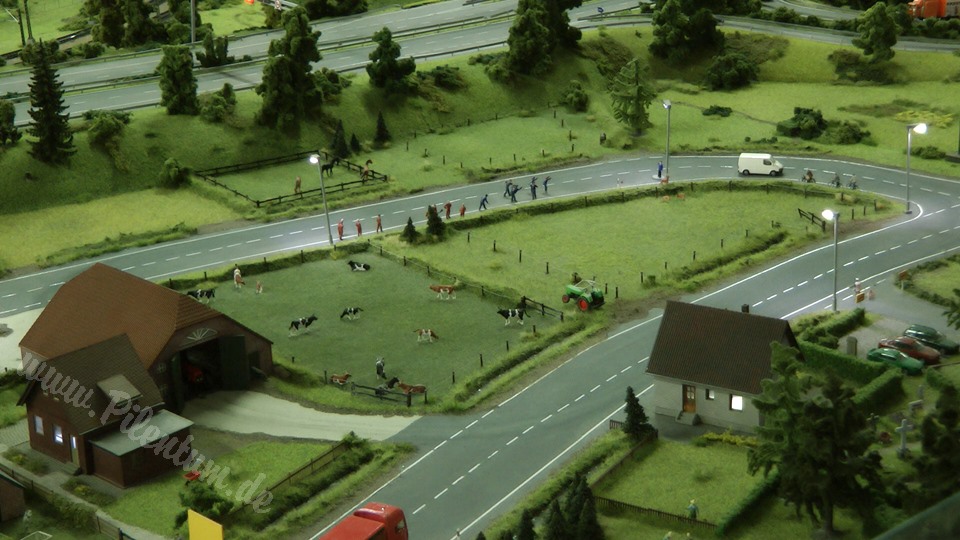 Very Large Model Railroad Exhibit in Northern Germany in HO scale