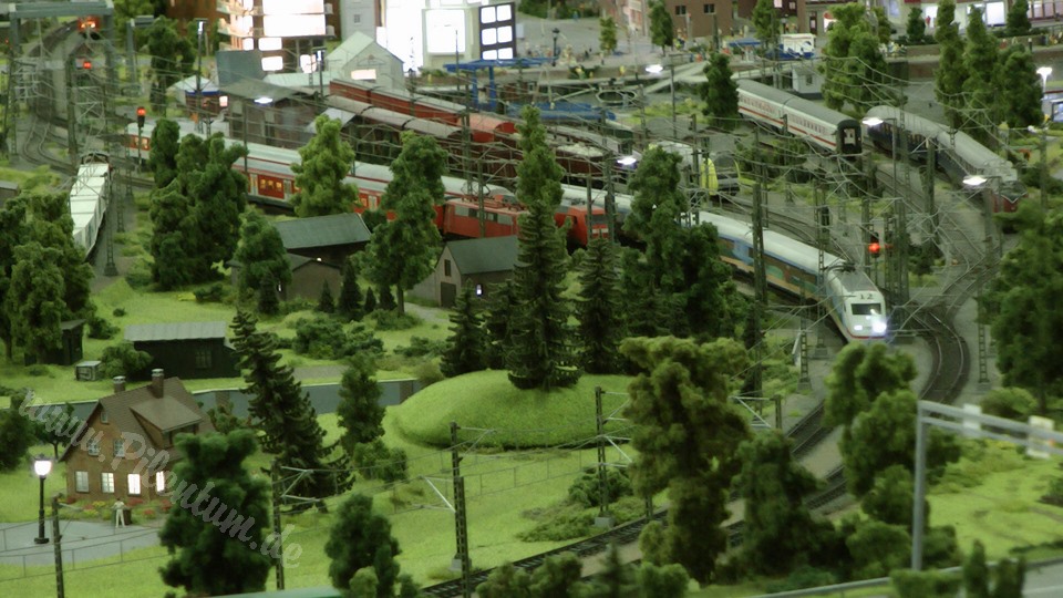 Very Large Model Railroad Exhibit in Northern Germany in HO scale