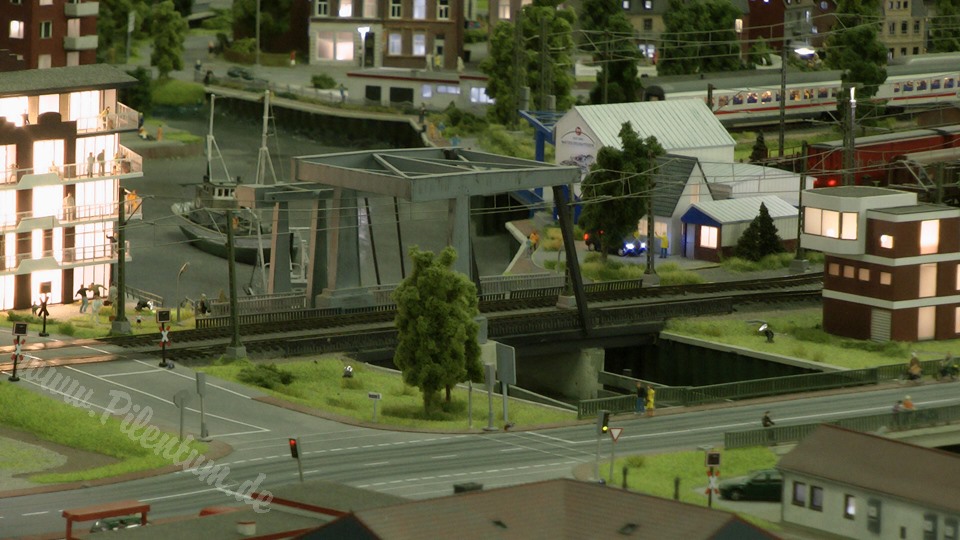 Very Large Model Railroad Exhibit in Northern Germany in HO scale