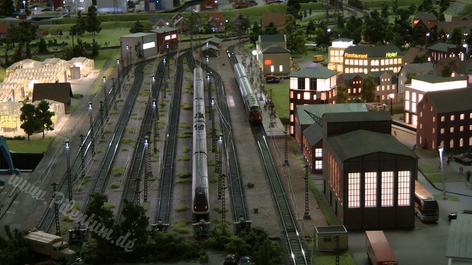 Very Large Model Railroad Exhibit in Northern Germany in HO scale