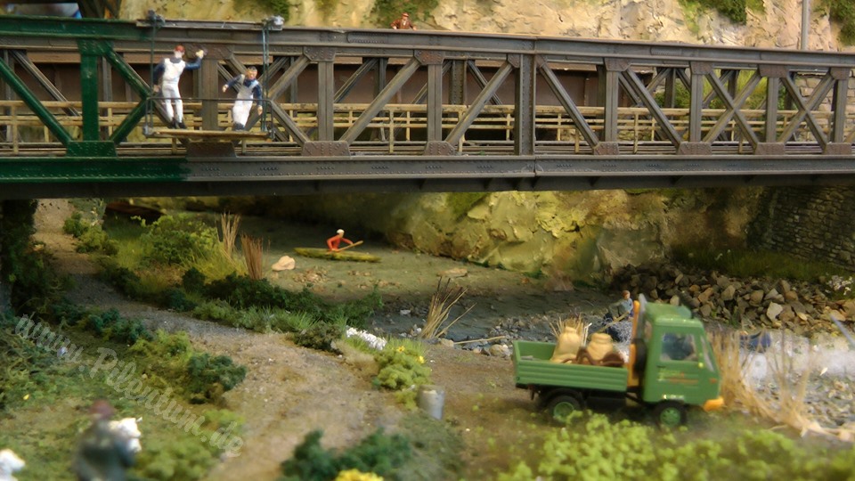 Beautiful Dutch Model Train Layout in HO Gauge with Field Railway