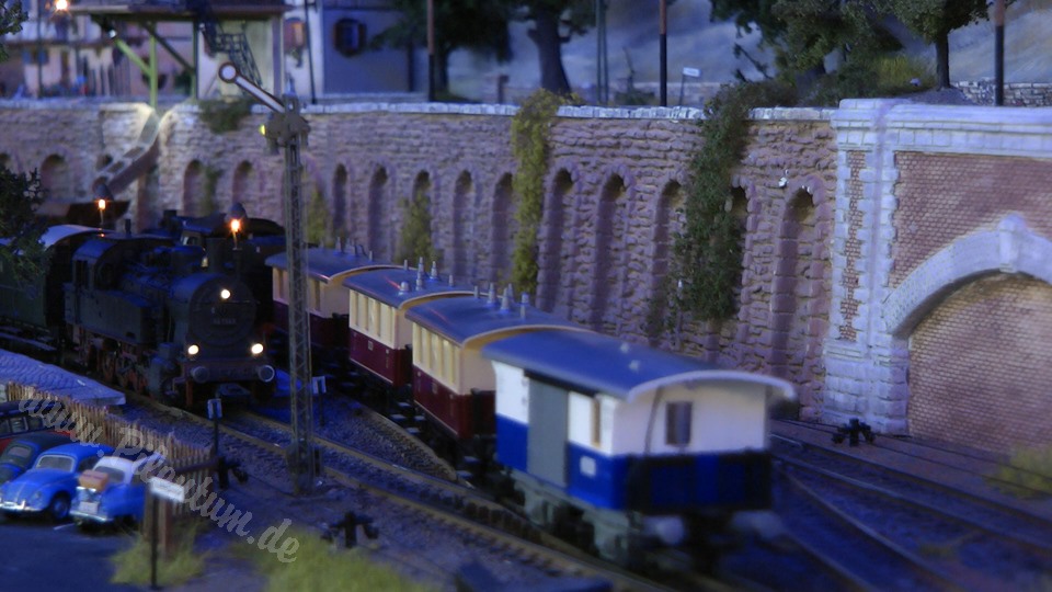 Beautiful Dutch Model Train Layout in HO Gauge with Field Railway