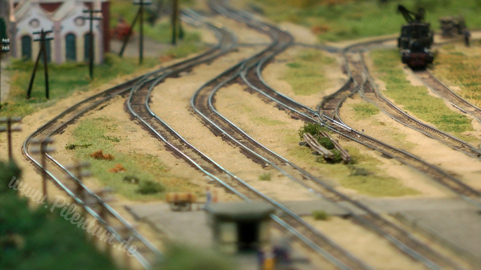 Z Scale Amazing Model Railway with Micro Trains