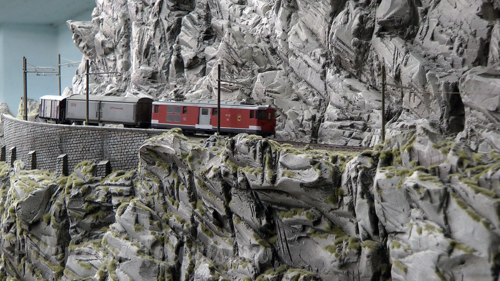 Model Railway in HO scale of Switzerland