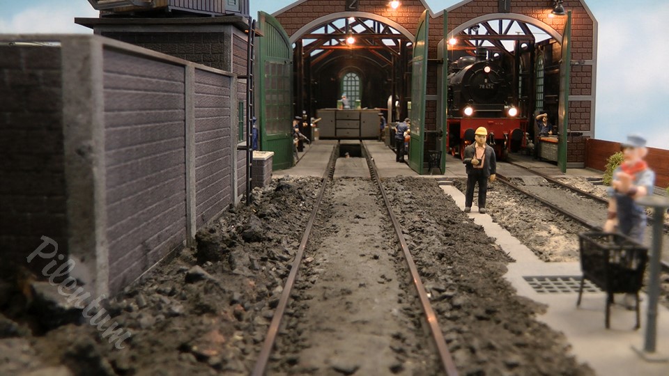 The Litte Railway Depot or Locomotive Depot or Motive Power Depot in 1 Scale