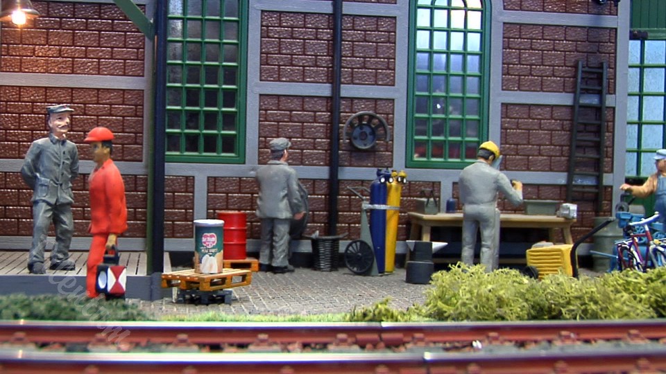 The Litte Railway Depot or Locomotive Depot or Motive Power Depot in 1 Scale