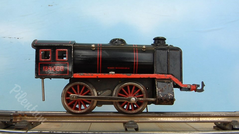 Amazing Marklin pre-war tinplate fully functional model railway in O scale