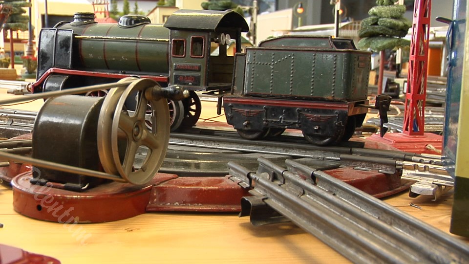 Amazing Marklin pre-war tinplate fully functional model railway in O scale