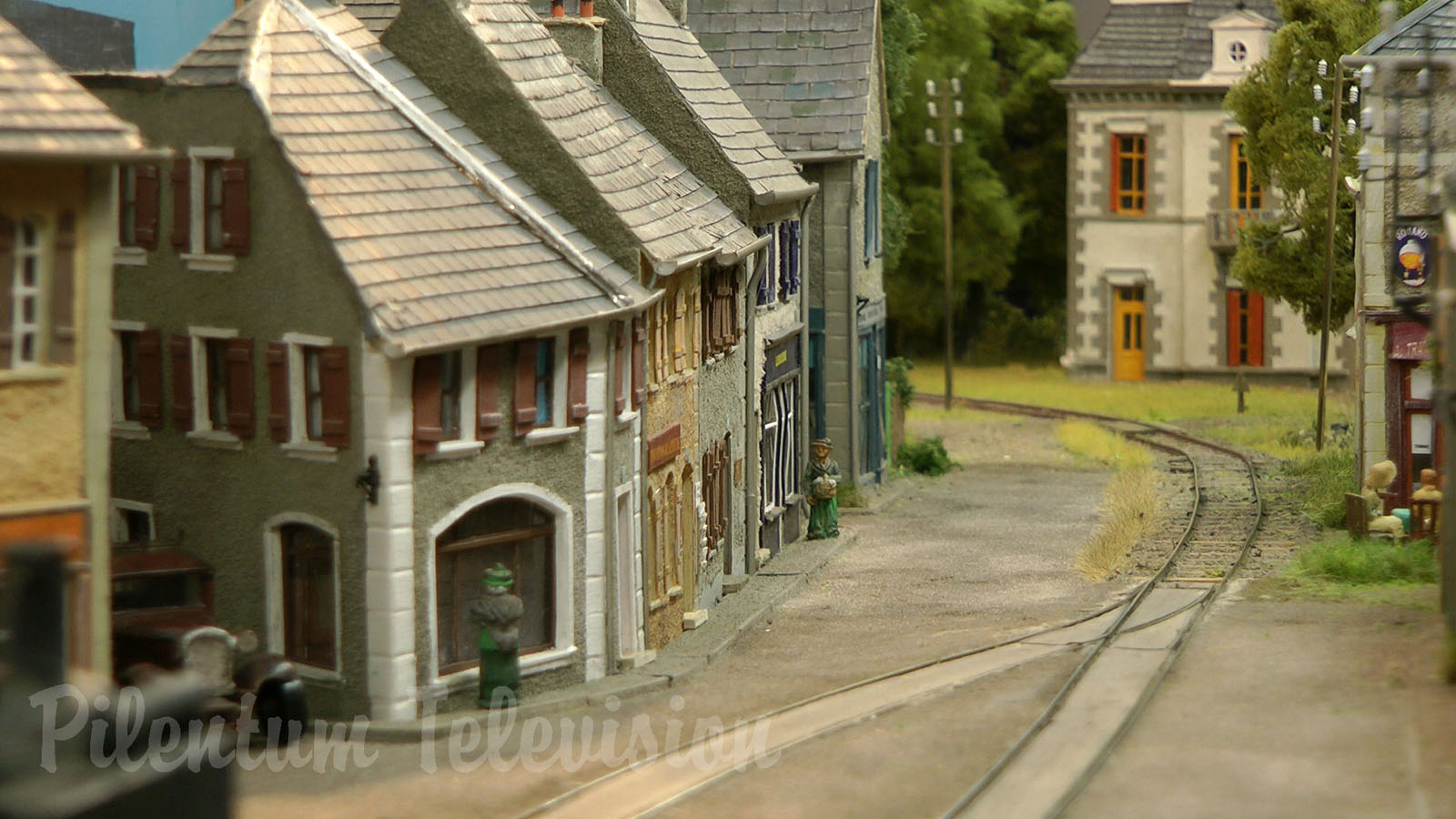 Model Railway Masterpiece Deceptively Real Old Tramway of France