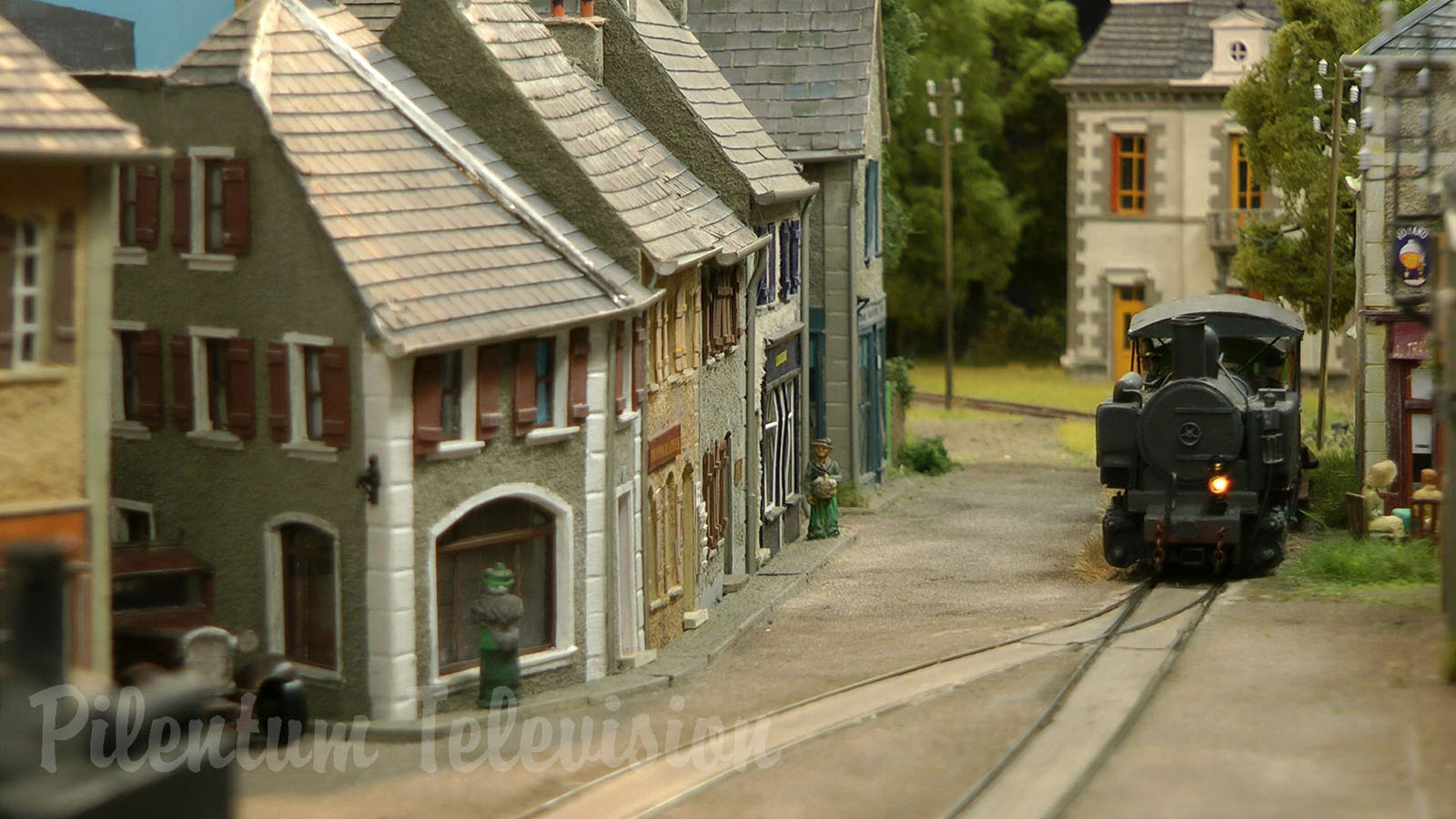 Model Railway Masterpiece Deceptively Real Old Tramway of France