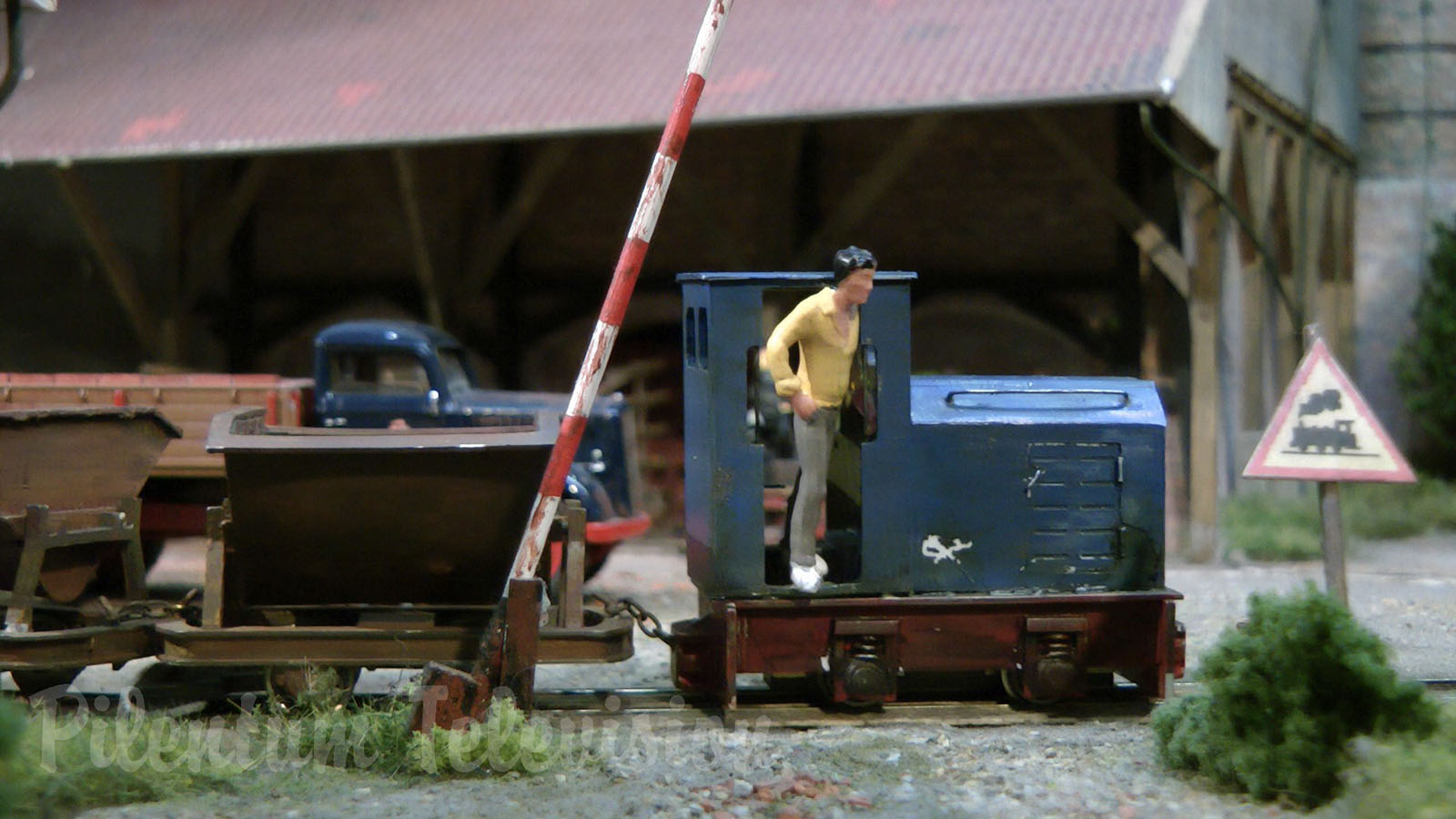 Model Train Layout with Field Railway and Brick Factory in O Scale Narrow Gauge