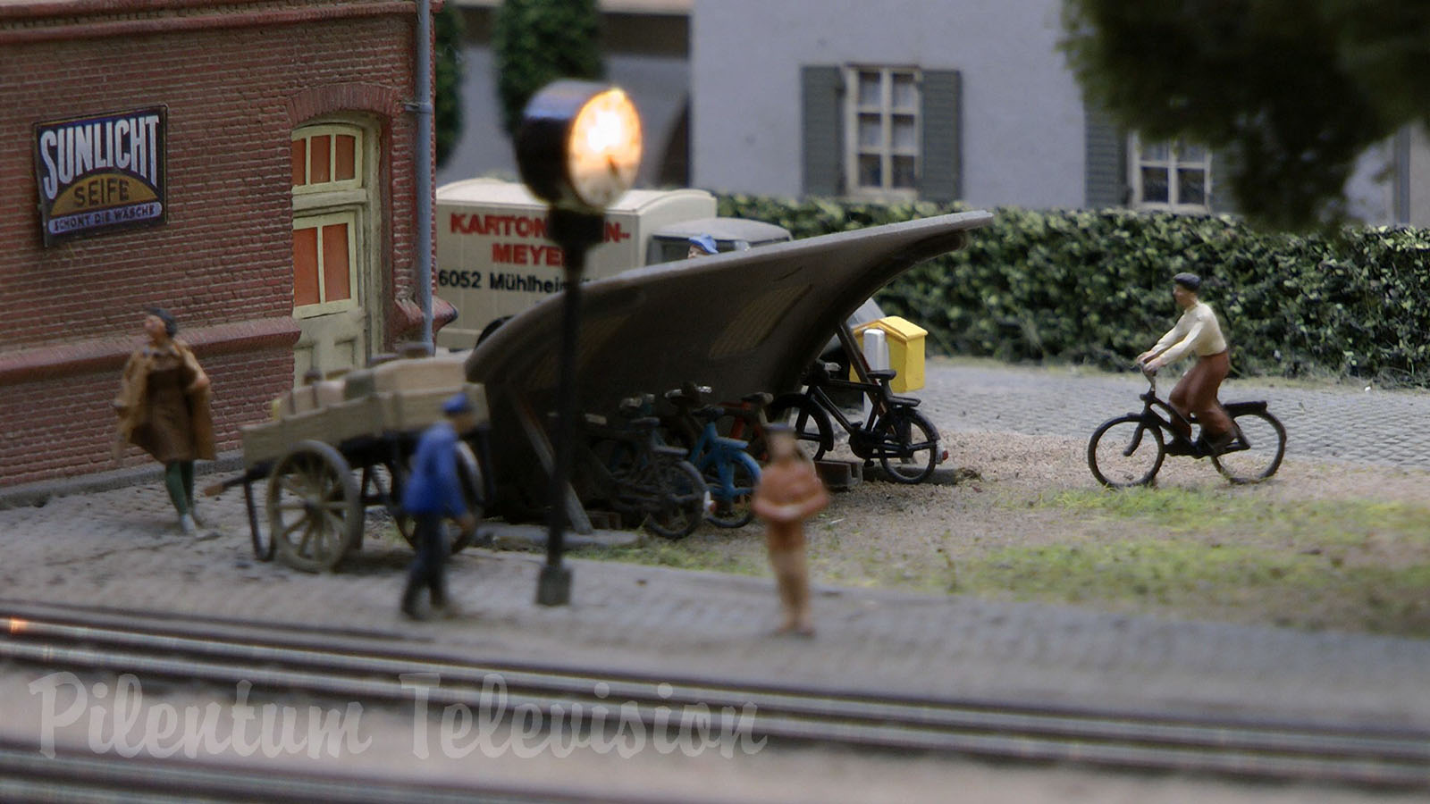 Narrow Gauge Model Railway Layout with Steam Locomotive made by MSC Spijkspoor