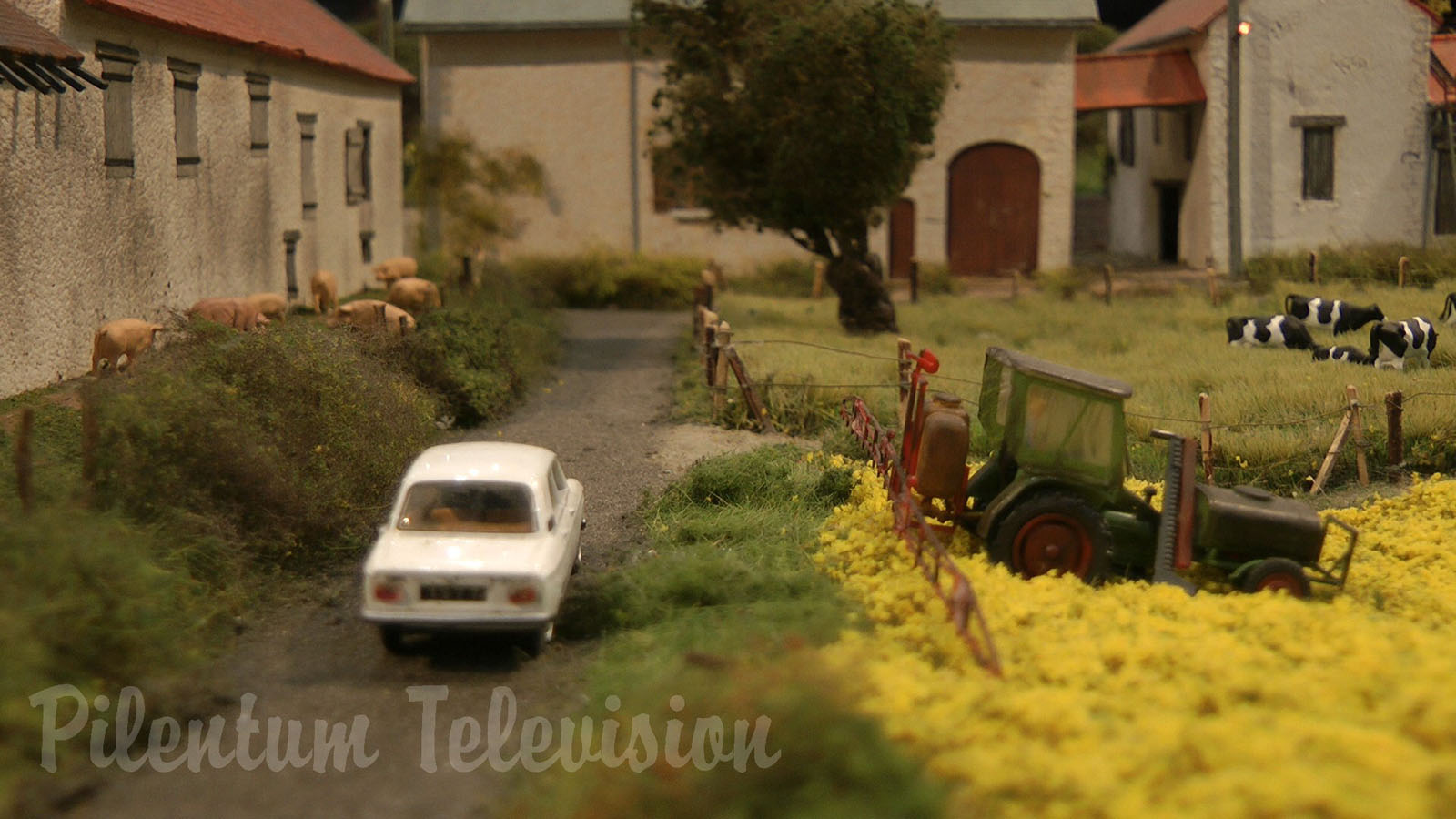 Beautiful French Modular Model Railway Layout with Cab Ride in HO Scale