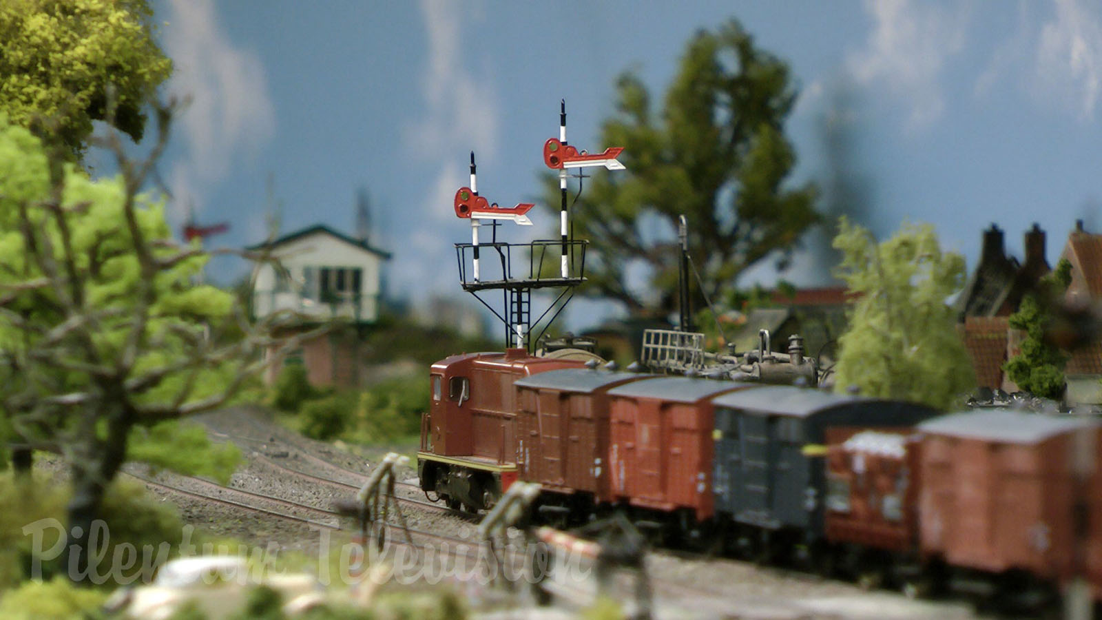 Superb Model Railway Layout from the Valkenswaard Model Railway Group