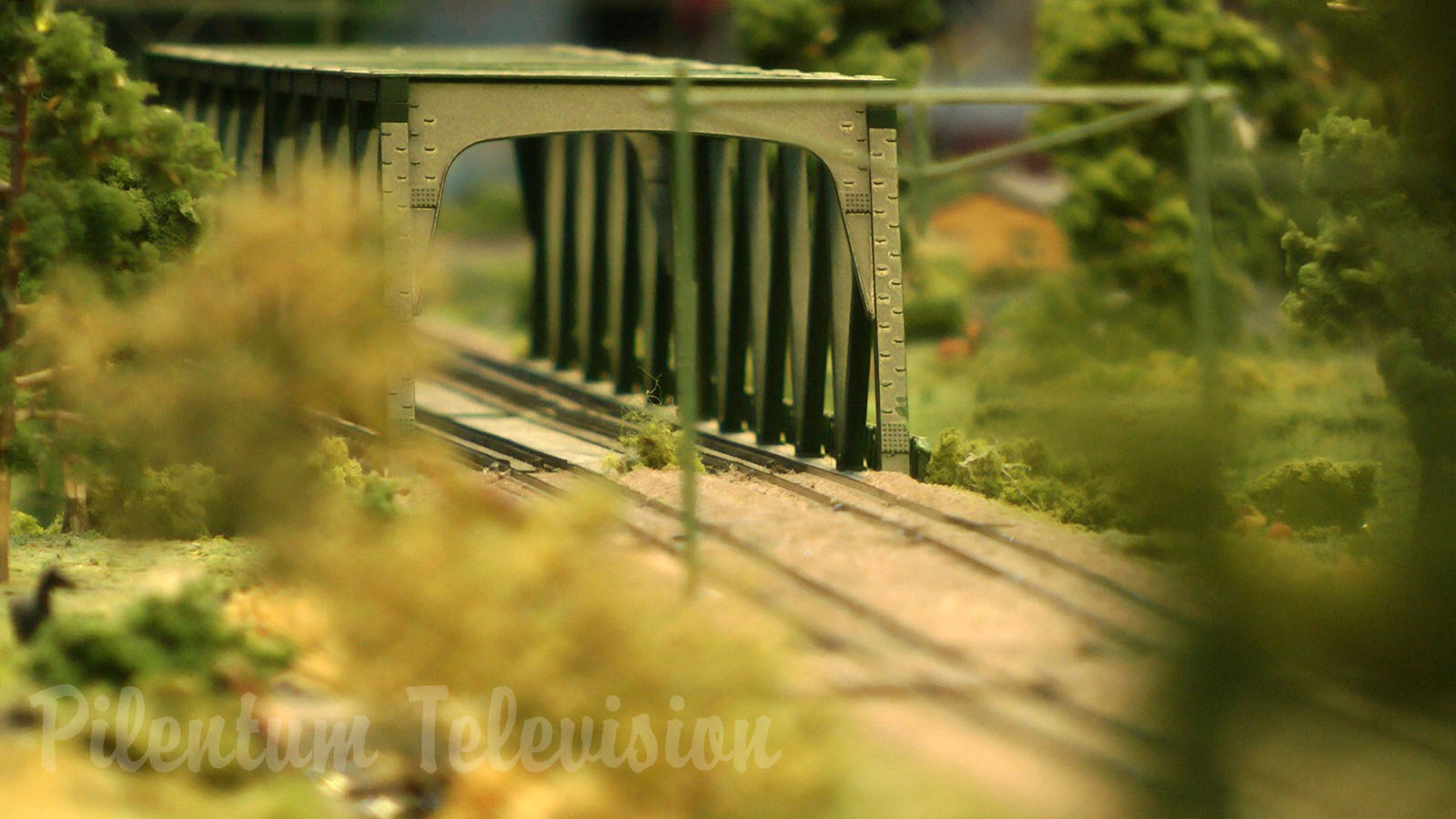 Modular Model Train Layout in N Gauge with Dutch Trains