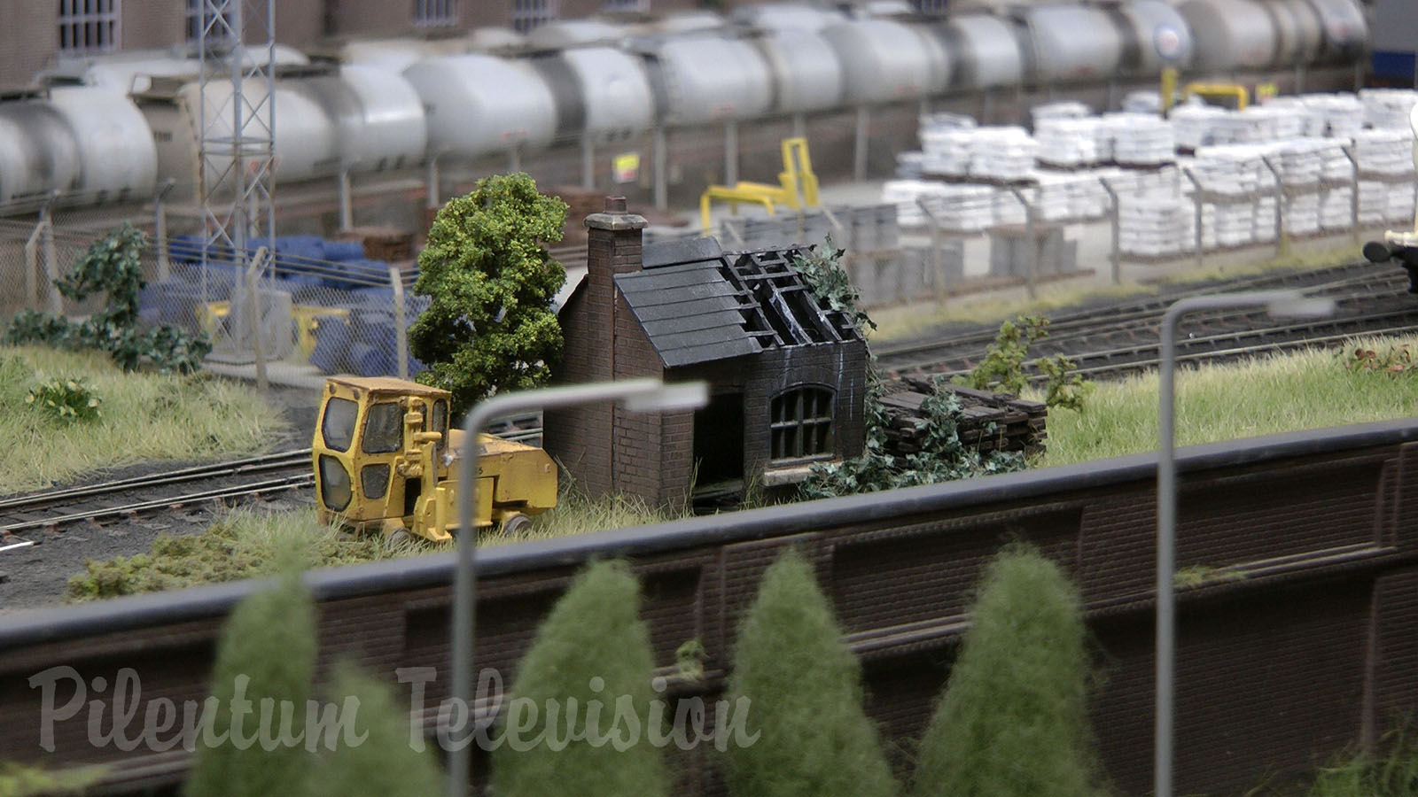 British Model Railway Layout in OO Gauge with Cab Ride