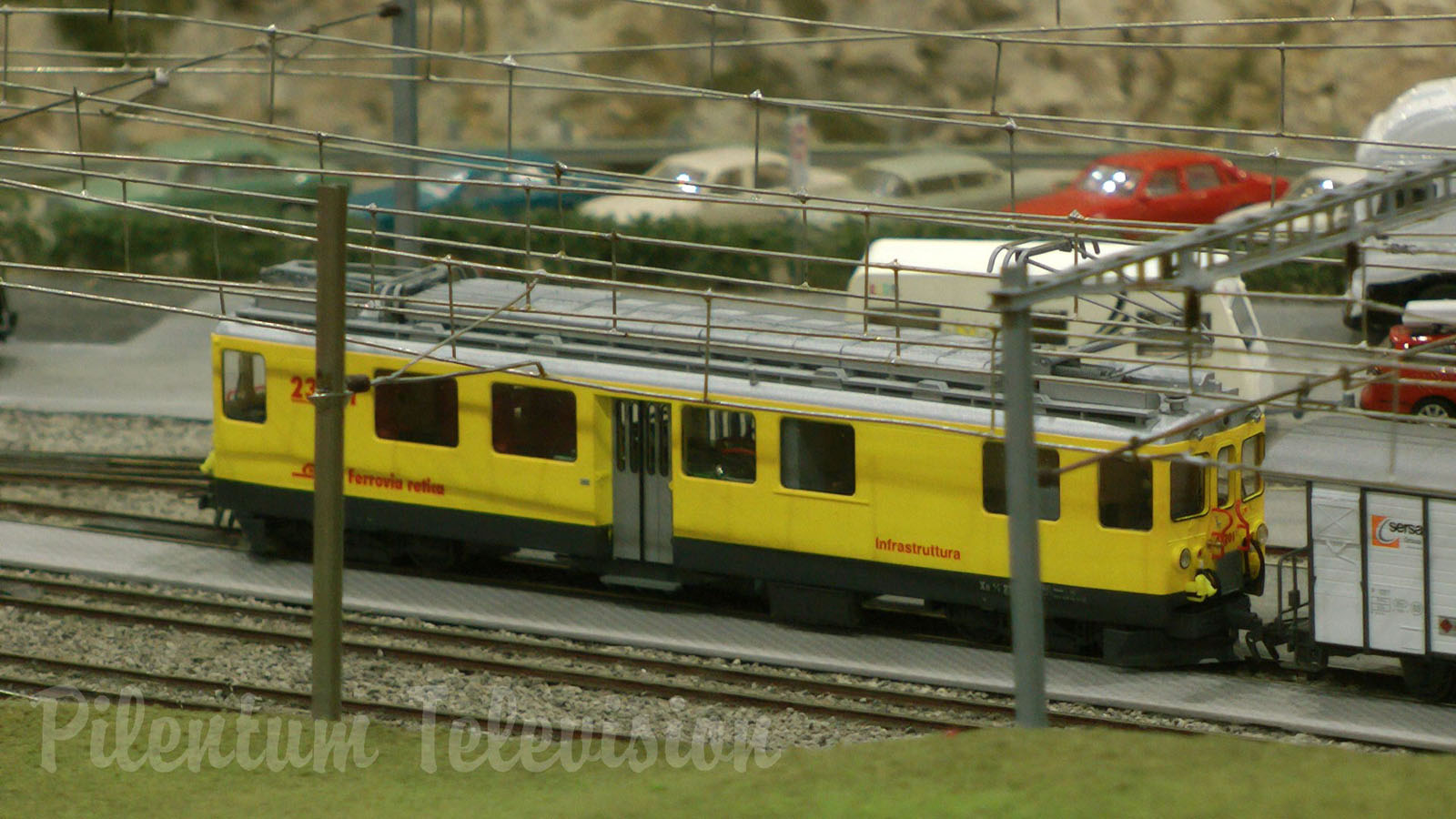 Model Railroading and the famous Brusio spiral viaduct