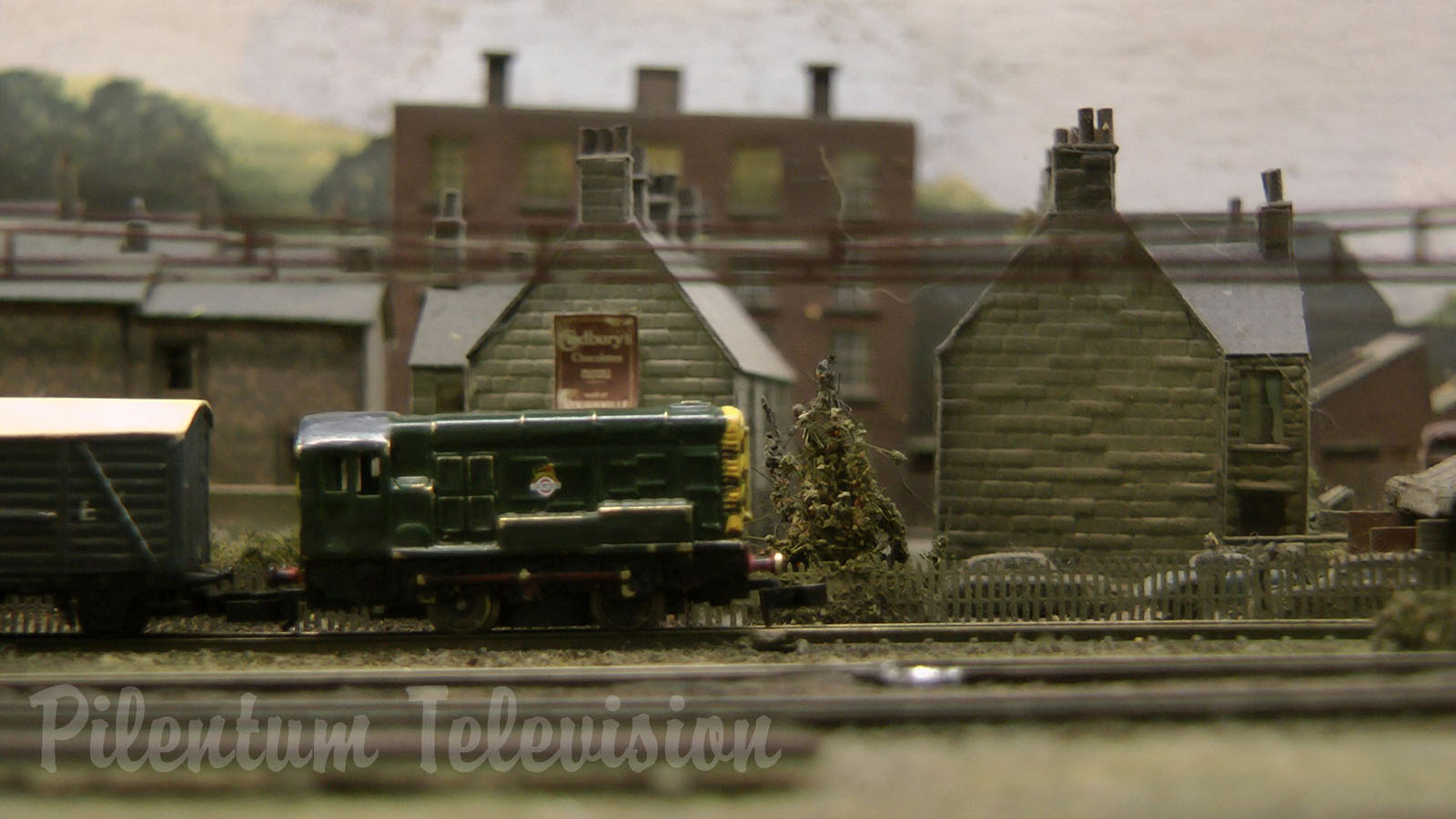 Z Scale Model Railway Display Standen Watchett from Britain