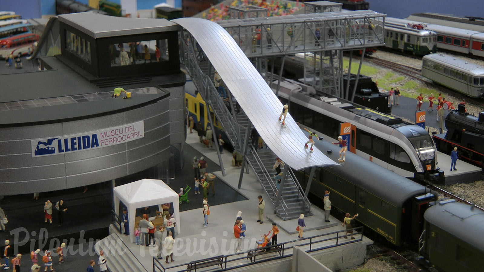 The Beautiful Spanish Model Railway Layout with Cab Ride and RENFE Trains in HO Scale