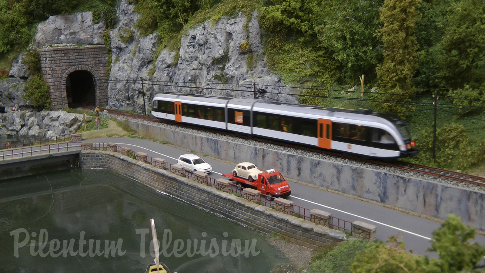 The Beautiful Spanish Model Railway Layout with Cab Ride and RENFE Trains in HO Scale