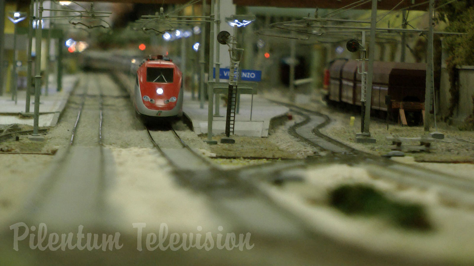 Model Railroad Layout by VBF Group with Italian High Speed Train Frecciarossa by Trenitalia