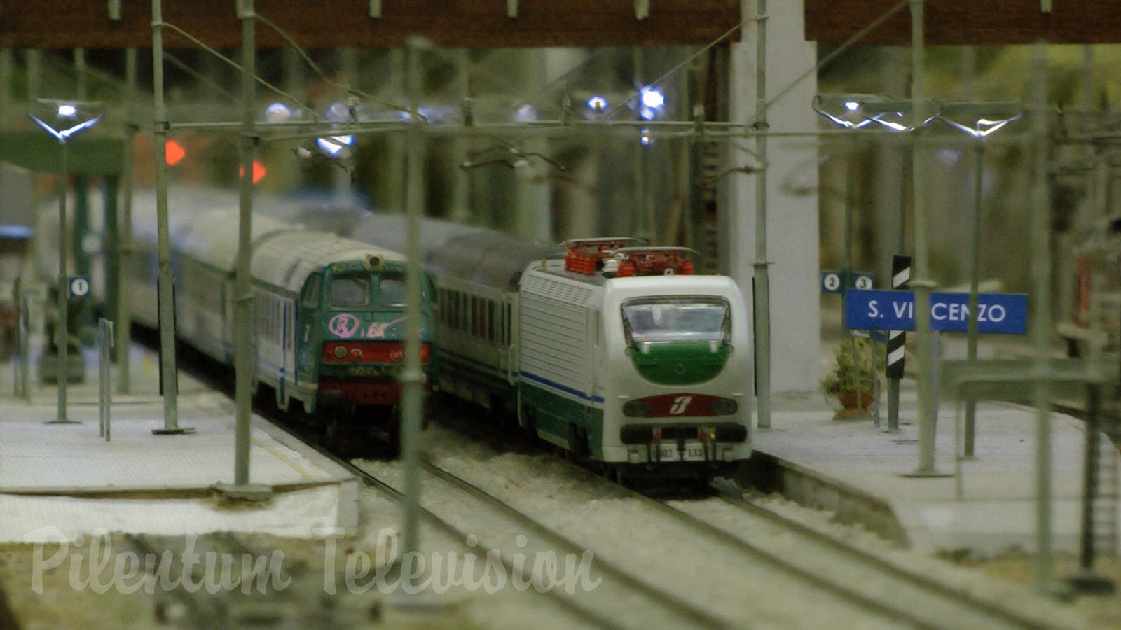 Model Railroad Layout by VBF Group with Italian High Speed Train Frecciarossa by Trenitalia