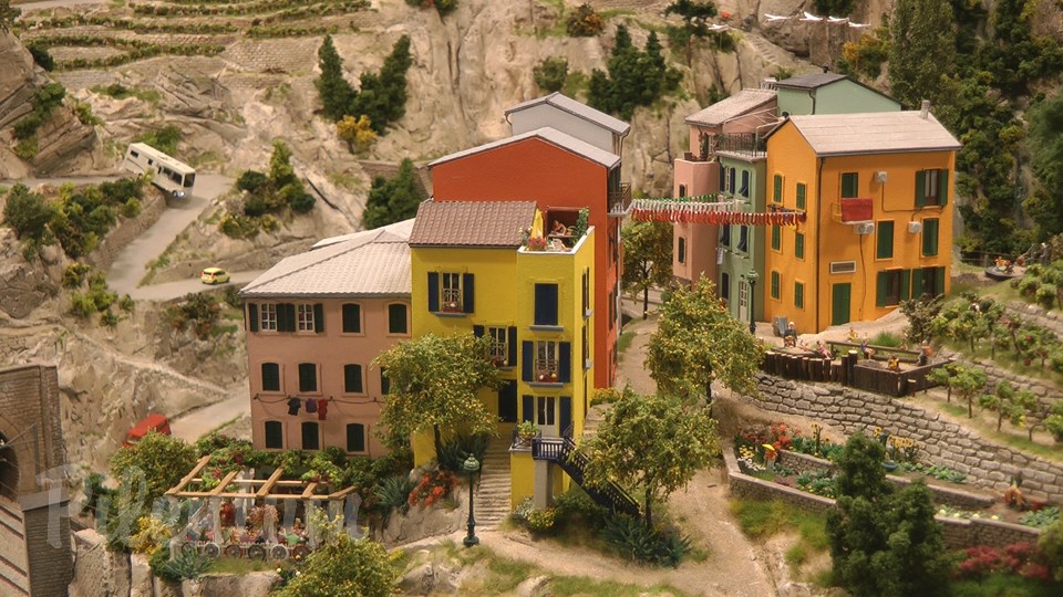 The Italian Model Railroad Layout - State of the Art of Model Railroading