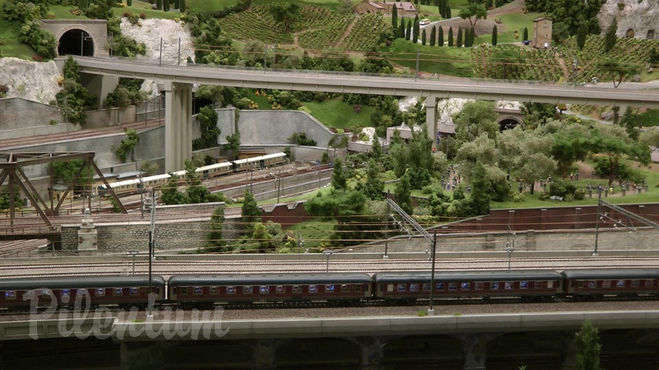 The Italian Model Railroad Layout - State of the Art of Model Railroading