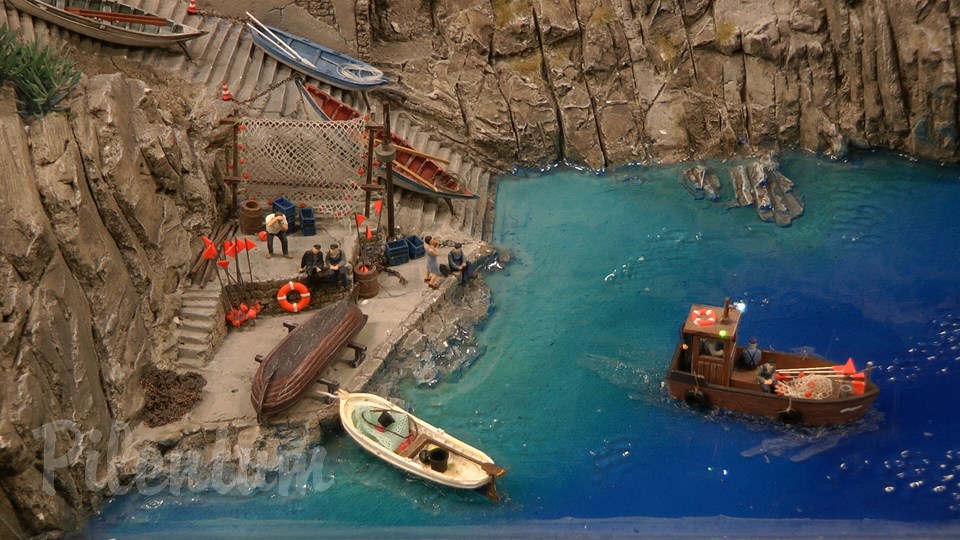 The Italian Model Railroad Layout - State of the Art of Model Railroading