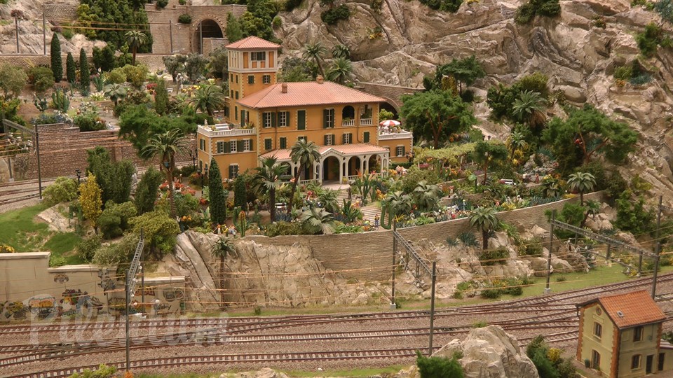 The Italian Model Railroad Layout - State of the Art of Model Railroading