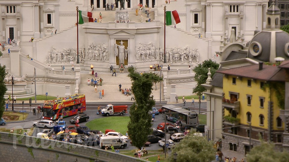 The Italian Model Railroad Layout - State of the Art of Model Railroading