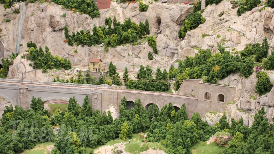 The Italian Model Railroad Layout - State of the Art of Model Railroading