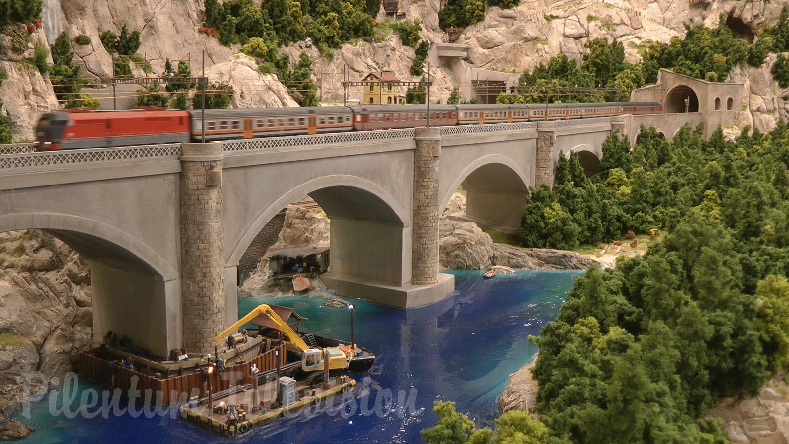 The most beautiful model railway layout of Italy - State of the Art of Rail transport modelling