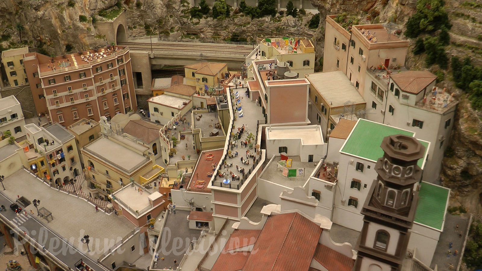 The most beautiful model railway layout of Italy - State of the Art of Rail transport modelling