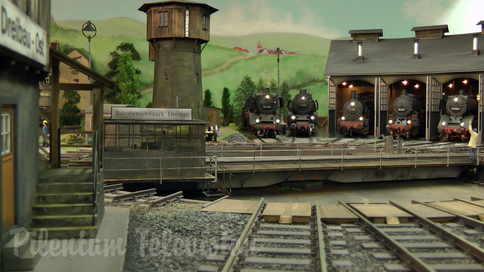 Steam locomotives on an amazing model railroad layout in scale 1/32