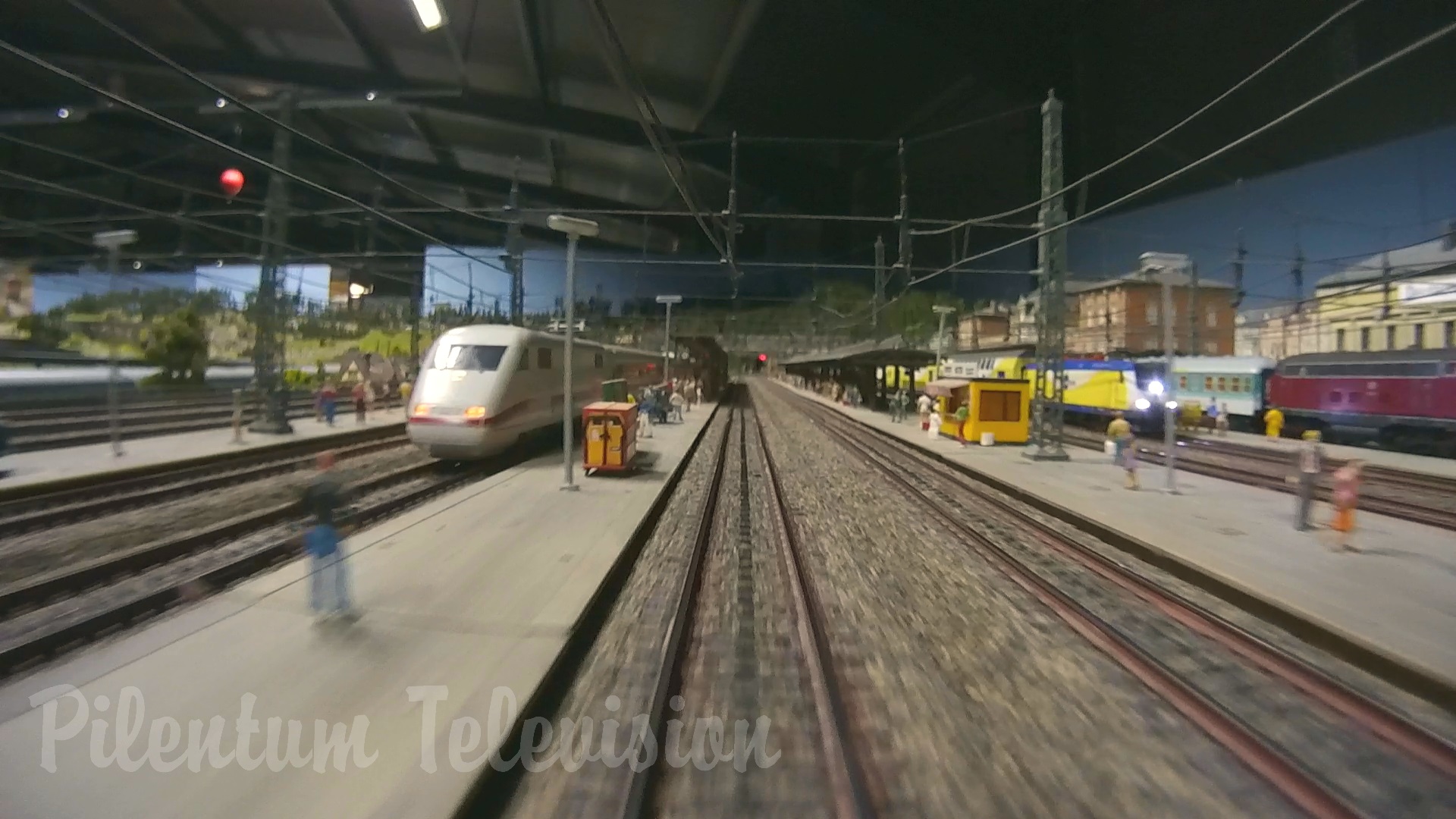 Cab ride on a very large model train layout in HO scale