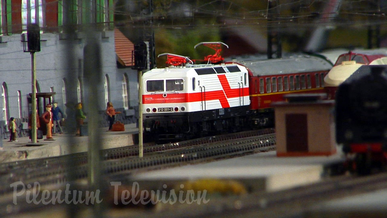 Big Model Trains and Cab Ride at the Dresden Model Railroad Museum