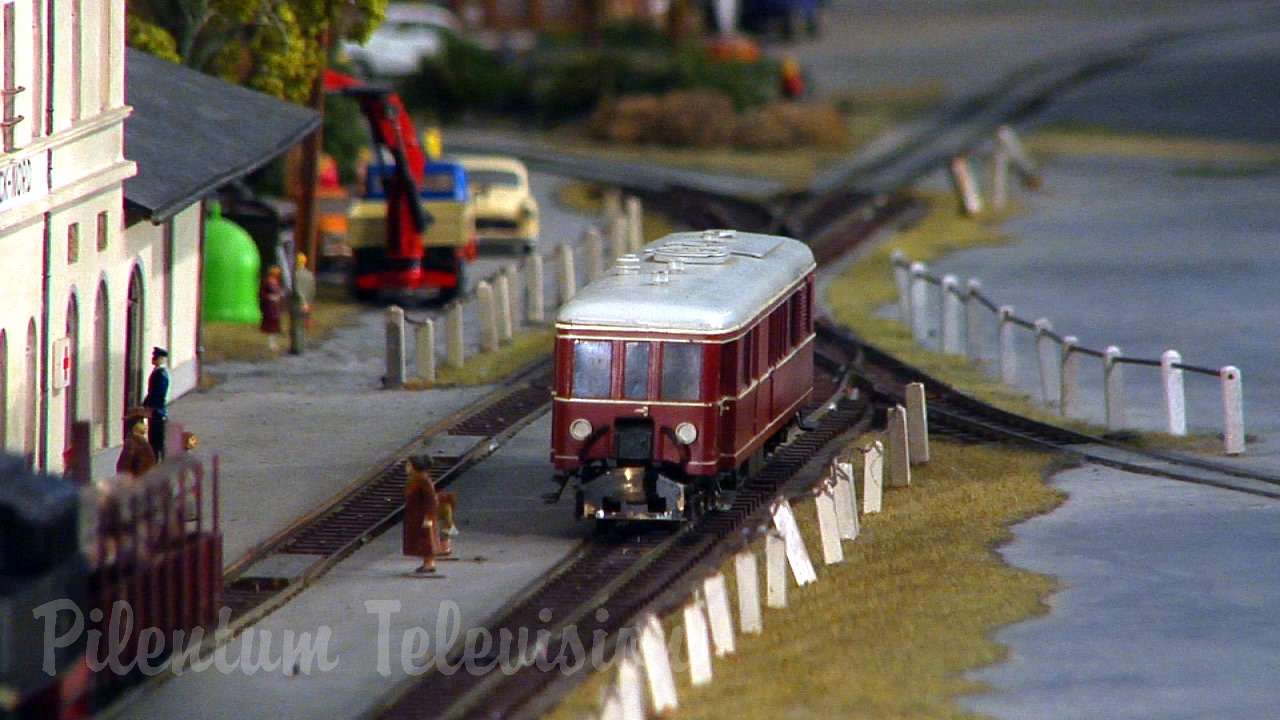 Big Model Trains and Cab Ride at the Dresden Model Railroad Museum