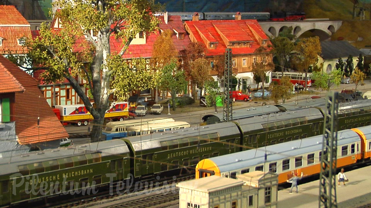 Big Model Trains and Cab Ride at the Dresden Model Railroad Museum