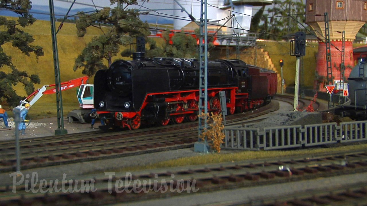 Big Model Trains and Cab Ride at the Dresden Model Railroad Museum