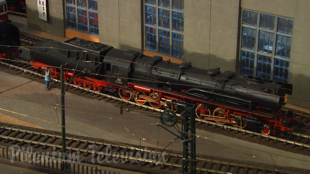 Big Model Trains and Cab Ride at the Dresden Model Railroad Museum