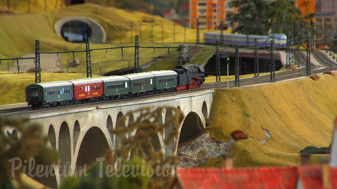 Big Model Trains and Cab Ride at the Dresden Model Railroad Museum